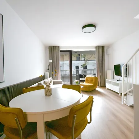 Nadmorska Florina Dwupoziomowe Z Tarasami * ウェバ