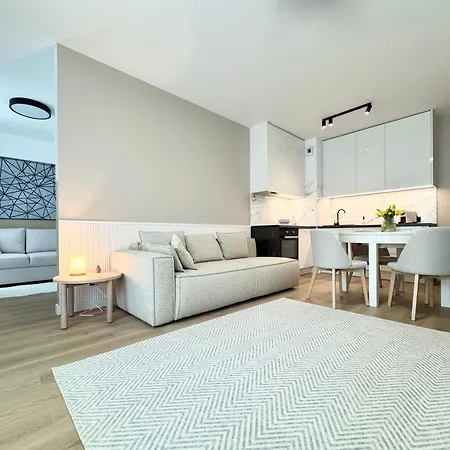 Nadmorska Florina Dwupoziomowe Z Tarasami ウェバ