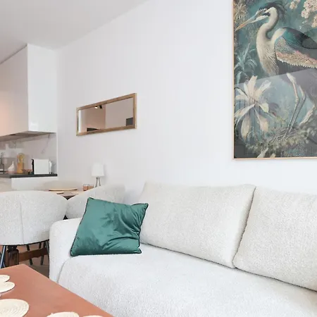 Nadmorska Florina Dwupoziomowe Z Tarasami *