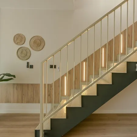 Nadmorska Florina Dwupoziomowe Z Tarasami アパート *