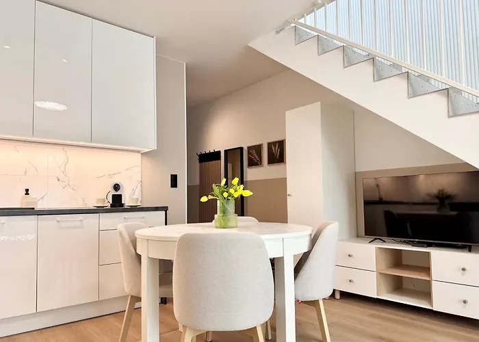 Nadmorska Florina Dwupoziomowe Z Tarasami Apartman *